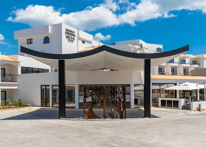 Hotel Regency Salgados &