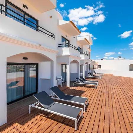 מלון Regency Salgados & 4*