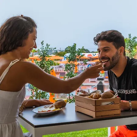 מלון Regency Salgados & אלבופיירה