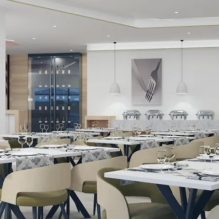 Regency Salgados & מלון