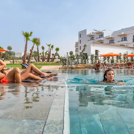 Regency Salgados & Hotel 4*