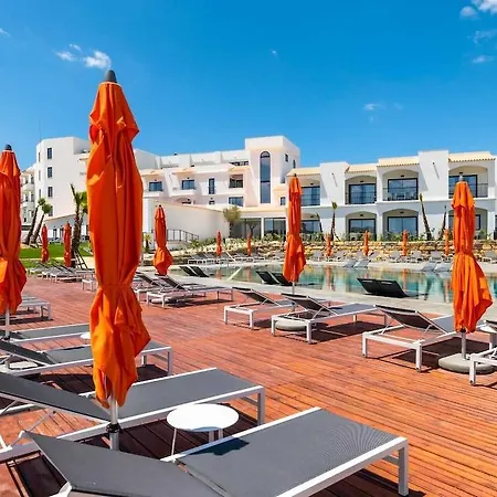 Regency Salgados & אלבופיירה