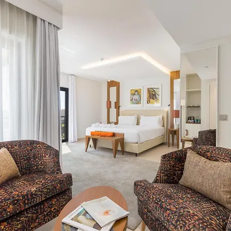 מלון Regency Salgados &