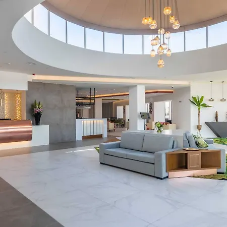 Regency Salgados & ホテル