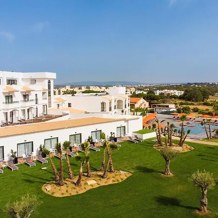 Regency Salgados & Hotel 4*