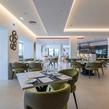Regency Salgados & Otel 4*